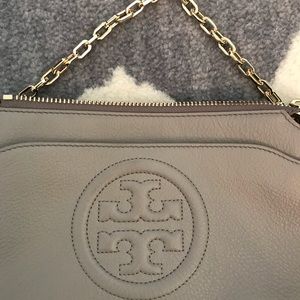 Tory burch chain crossbody in color French gray
